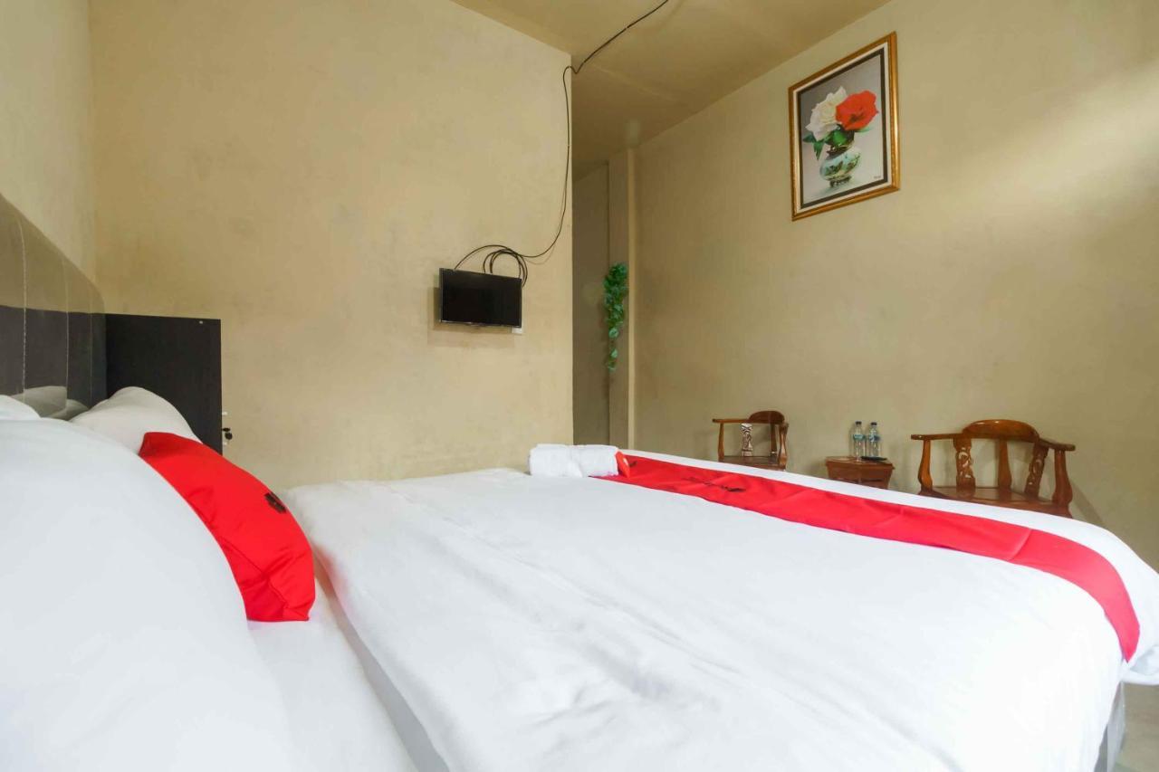 Reddoorz Near Bukit Kubu Berastagi Hotel Eksteriør billede